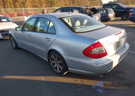 2009 Mercedes-Benz E 350 из США, поврежденный, VIN WDBUF56X09B427843